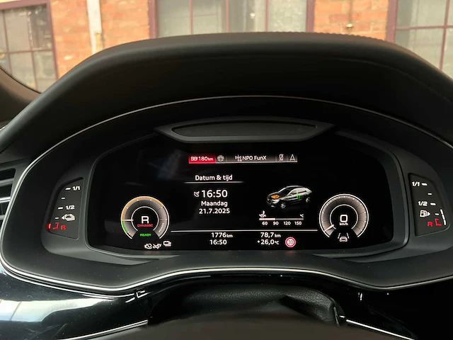 Audi q8 60 tfsie quattro s-line 490pk 2025 plug-in hybrid fabrieksgarantie - afbeelding 43 van  61