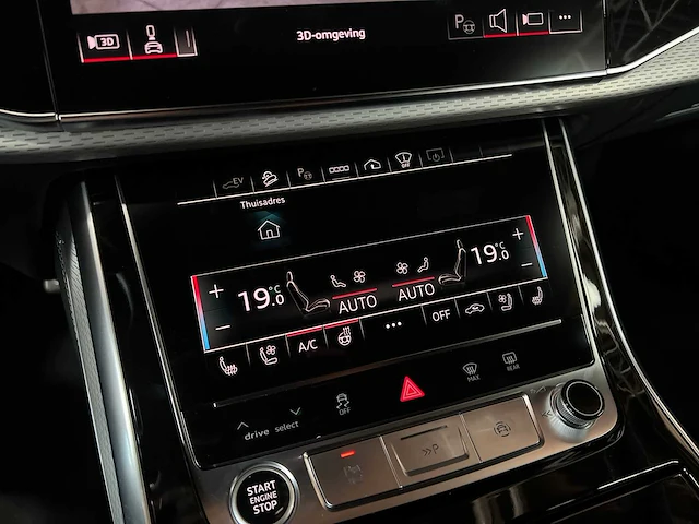 Audi q8 60 tfsie quattro s-line 490pk 2025 plug-in hybrid fabrieksgarantie - afbeelding 44 van  61