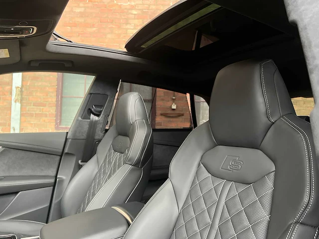 Audi q8 60 tfsie quattro s-line 490pk 2025 plug-in hybrid fabrieksgarantie - afbeelding 50 van  61