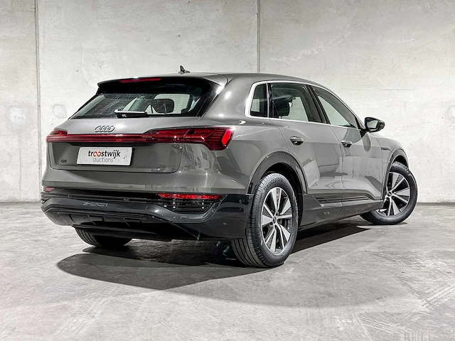 Audi q8 e-tron 50 quattro edition 95 kwh 340pk 2023, s-106-pz - afbeelding 4 van  45