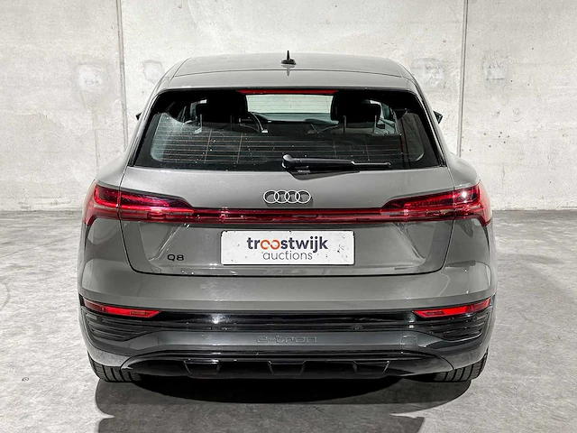 Audi q8 e-tron 50 quattro edition 95 kwh 340pk 2023, s-106-pz - afbeelding 8 van  45