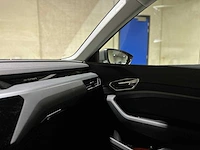 Audi q8 e-tron 50 quattro edition 95 kwh 340pk 2023, s-106-pz - afbeelding 27 van  45