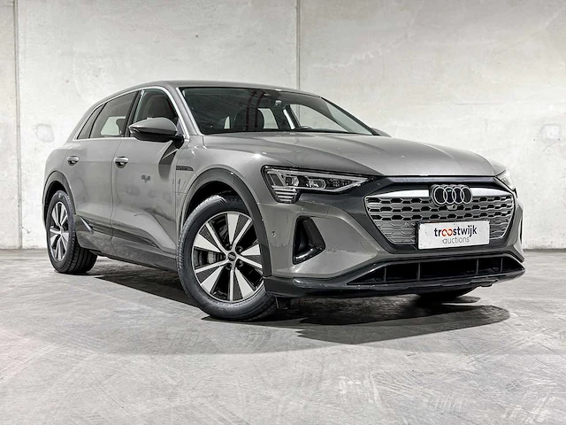 Audi q8 e-tron 50 quattro edition 95 kwh 340pk 2023, s-106-pz - afbeelding 44 van  45