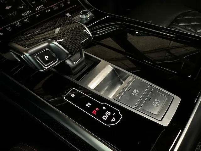 Audi q8 s-line 50 tdi qauttro -carbon- 286pk 2023 -fabrieksgarantie- - afbeelding 41 van  83