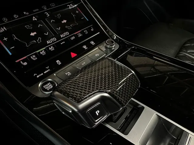 Audi q8 s-line 50 tdi qauttro -carbon- 286pk 2023 -fabrieksgarantie- - afbeelding 42 van  83