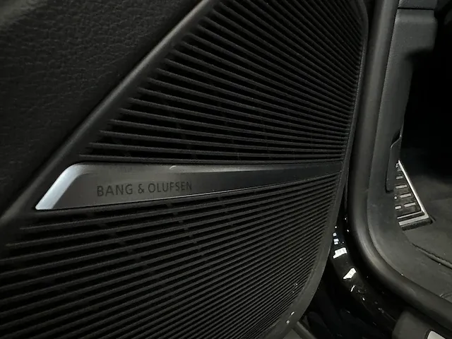 Audi q8 s-line 50 tdi qauttro -carbon- 286pk 2023 -fabrieksgarantie- - afbeelding 65 van  83