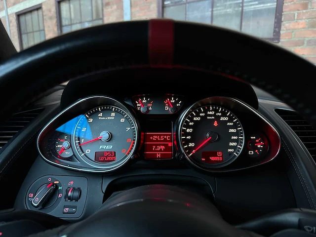 Audi r8 4.2 v8 fsi quattro 420pk 2007 -youngtimer- - afbeelding 18 van  38