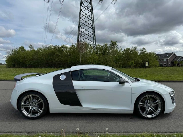 Audi r8 4.2 v8 fsi quattro r-tronic carbon-audi-sport - afbeelding 3 van  48
