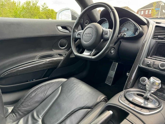 Audi r8 4.2 v8 fsi quattro r-tronic carbon-audi-sport - afbeelding 10 van  48