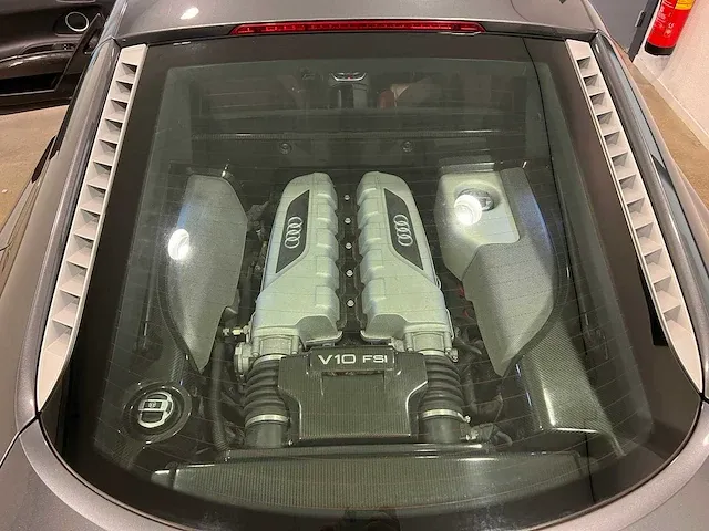 Audi r8 5.2 v10 fsi 525pk -carbon- 2010, 74-ngz-1 - afbeelding 52 van  65