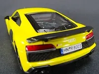 Audi r8 coupé geel - afbeelding 3 van  5