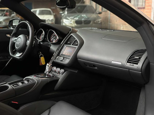 Audi r8 spyder 5.2 v10 fsi 525pk 2010, jr-807-k - afbeelding 38 van  48