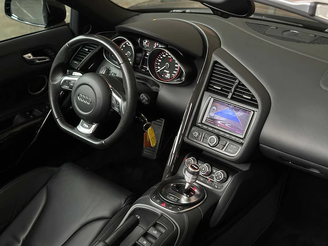Audi r8 spyder 5.2 v10 fsi 525pk 2010, jr-807-k - afbeelding 39 van  48