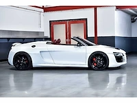 Audi r8 spyder 5,2l v10 fsi - 2011 - afbeelding 7 van  90