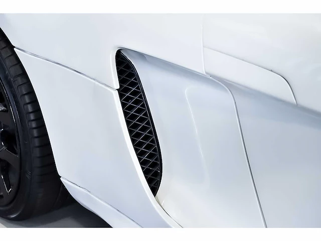 Audi r8 spyder 5,2l v10 fsi - 2011 - afbeelding 11 van  90