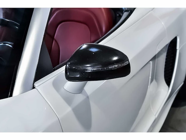 Audi r8 spyder 5,2l v10 fsi - 2011 - afbeelding 20 van  90