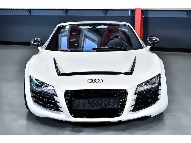 Audi r8 spyder 5,2l v10 fsi - 2011 - afbeelding 12 van  90