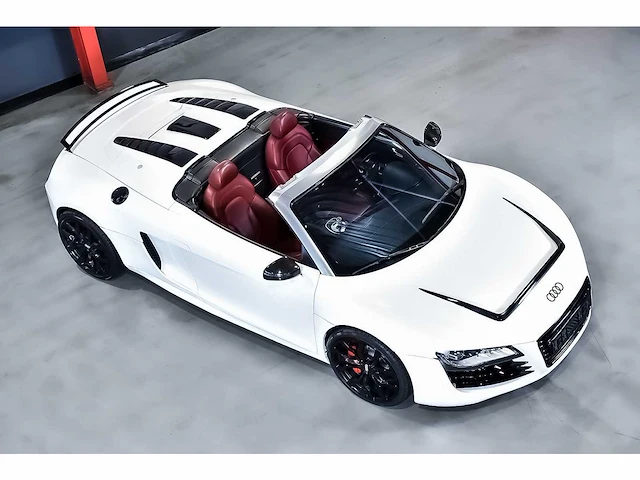Audi r8 spyder 5,2l v10 fsi - 2011 - afbeelding 27 van  90