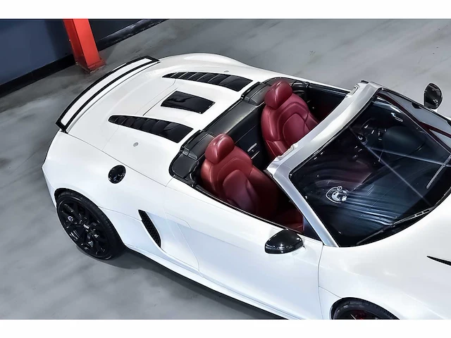 Audi r8 spyder 5,2l v10 fsi - 2011 - afbeelding 29 van  90