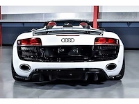 Audi r8 spyder 5,2l v10 fsi - 2011 - afbeelding 32 van  90