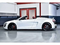 Audi r8 spyder 5,2l v10 fsi - 2011 - afbeelding 41 van  90