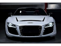 Audi r8 spyder 5,2l v10 fsi - 2011 - afbeelding 34 van  90