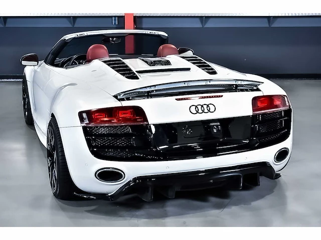 Audi r8 spyder 5,2l v10 fsi - 2011 - afbeelding 55 van  90