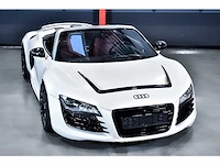 Audi r8 spyder 5,2l v10 fsi - 2011 - afbeelding 56 van  90