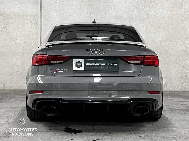 Audi rs3 limousine 2.5 tfsi quattro -facelift- 400pk 2018 (origineel-nl), pn-459-b - afbeelding 16 van  75
