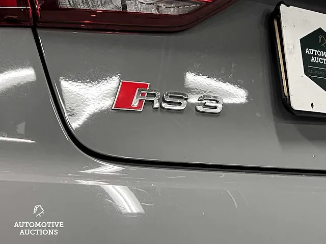 Audi rs3 limousine 2.5 tfsi quattro -facelift- 400pk 2018 (origineel-nl), pn-459-b - afbeelding 19 van  75
