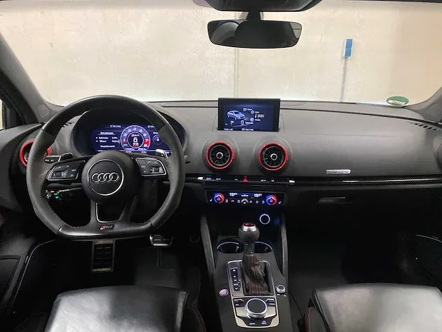 Audi rs3 limousine 2.5 tfsi quattro -facelift- 400pk 2018 (origineel-nl), pn-459-b - afbeelding 30 van  75