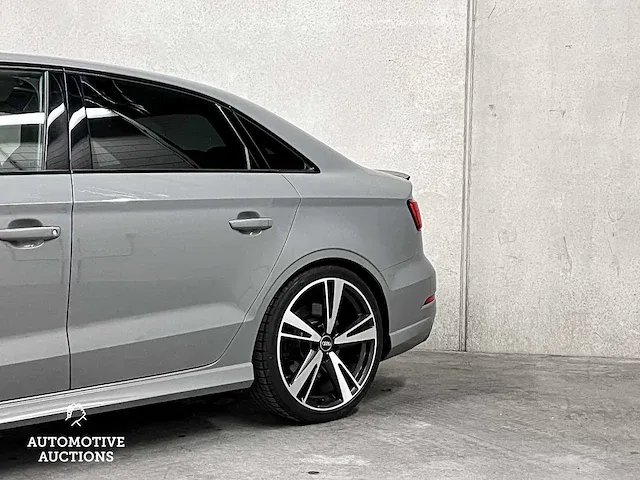 Audi rs3 limousine 2.5 tfsi quattro -facelift- 400pk 2018 (origineel-nl), pn-459-b - afbeelding 45 van  75