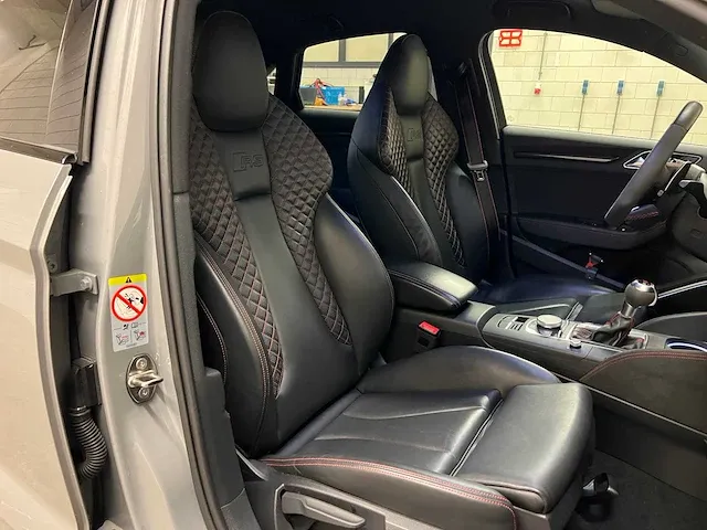 Audi rs3 limousine 2.5 tfsi quattro -facelift- 400pk 2018 (origineel-nl), pn-459-b - afbeelding 61 van  75