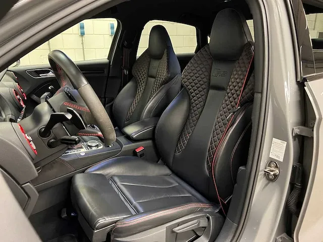 Audi rs3 limousine 2.5 tfsi quattro -facelift- 400pk 2018 (origineel-nl), pn-459-b - afbeelding 64 van  75