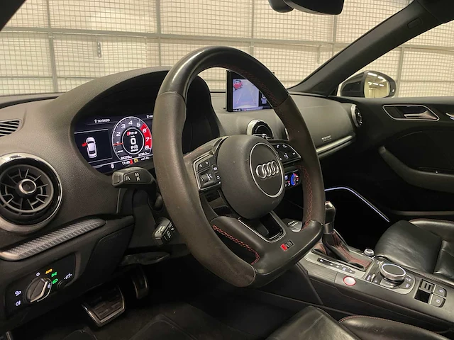 Audi rs3 limousine 2.5 tfsi quattro (black edition) 400pk 2020, l-931-tn - afbeelding 16 van  52
