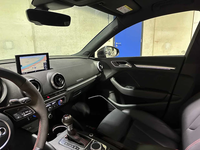 Audi rs3 sportback 2.5 tfsi quattro 400pk 2019, nl-kenteken - afbeelding 15 van  46