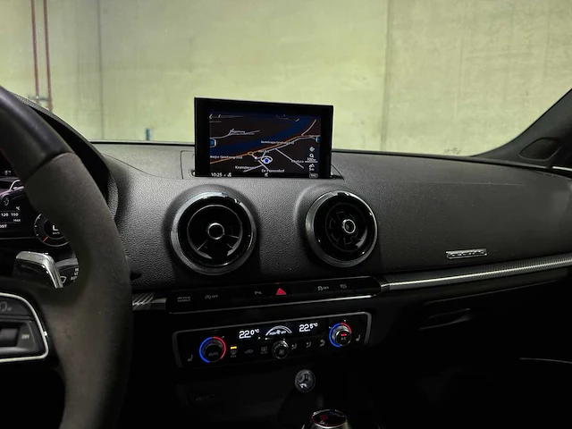 Audi rs3 sportback 2.5 tfsi quattro 400pk 2019, nl-kenteken - afbeelding 24 van  46