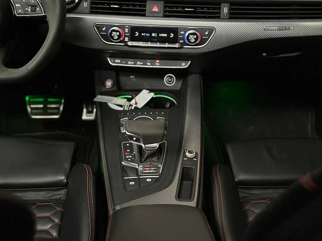 Audi rs4 avant 2.9 tfsi quattro 450pk 2019 facelift (origineel-nl), rp-518-t - afbeelding 34 van  68