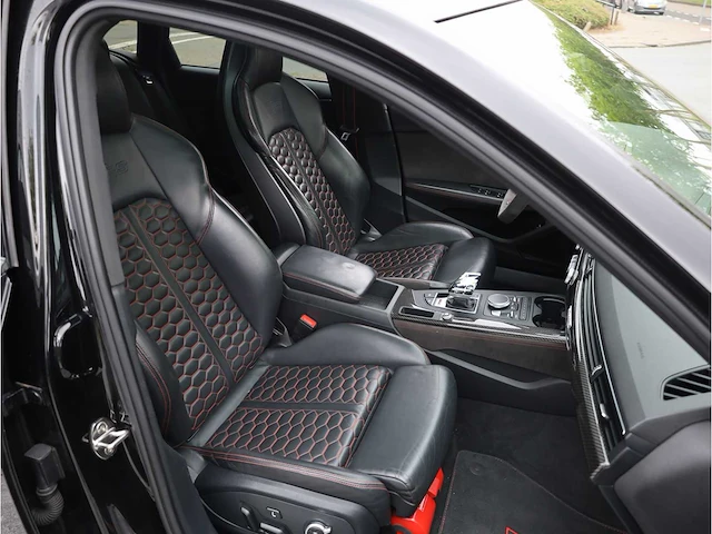 Audi rs4 avant 2.9 tfsi quattro 450pk automaat 2019, p-072-rn - afbeelding 28 van  39