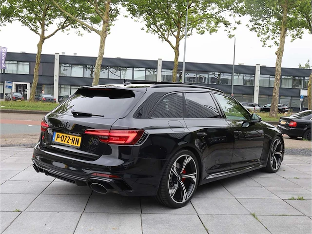 Audi rs4 avant 2.9 tfsi quattro 450pk automaat 2019, p-072-rn - afbeelding 35 van  39
