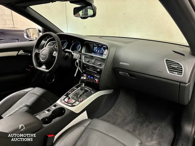 Audi rs5 cabriolet 4.2 fsi v8 quattro 450 2013, r-932-vd - afbeelding 43 van  70