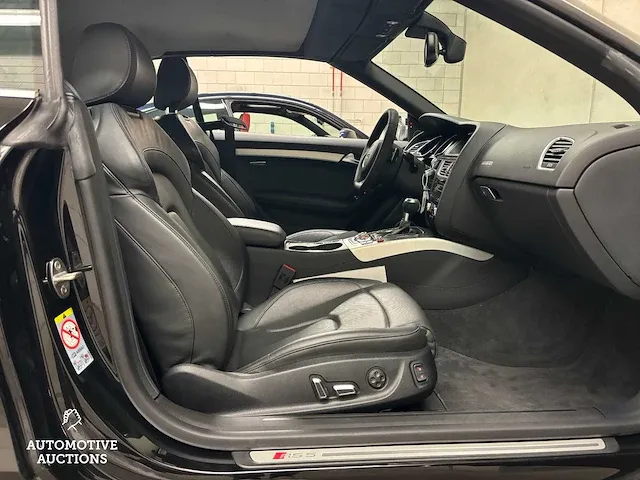 Audi rs5 cabriolet 4.2 fsi v8 quattro 450 2013, r-932-vd - afbeelding 46 van  70
