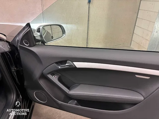Audi rs5 cabriolet 4.2 fsi v8 quattro 450 2013, r-932-vd - afbeelding 51 van  70