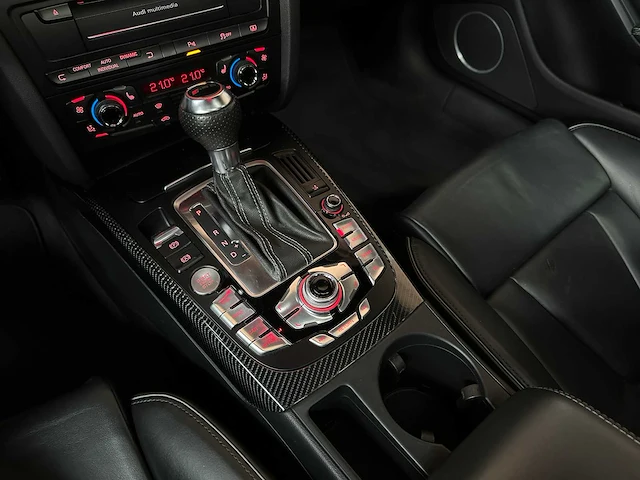 Audi rs5 coupe 4.2 fsi v8 quattro 450pk 2011, gn-735-r - afbeelding 36 van  73