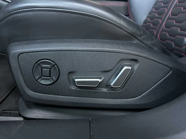 Audi rs6 4.0 v8 c8 quattro avant dynamic+ 600pk 2019 - afbeelding 22 van  77