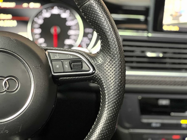 Audi rs6 avant 4.0 tfsi v8 quattro -carbon- pro line plus 720pk 2014, zv-882-f - afbeelding 23 van  80