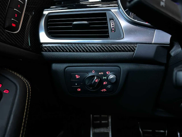 Audi rs6 avant 4.0 v8 tfsi quattro (performance) pro line plus c7 605pk 2017 (carbon), rs-956-n - afbeelding 41 van  79