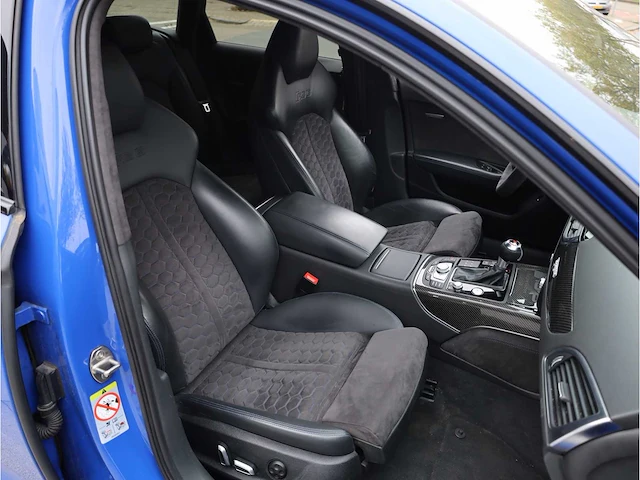 Audi rs6 avant performance abt nogaro edition 1/150 705pk automaat 2018 - afbeelding 28 van  45