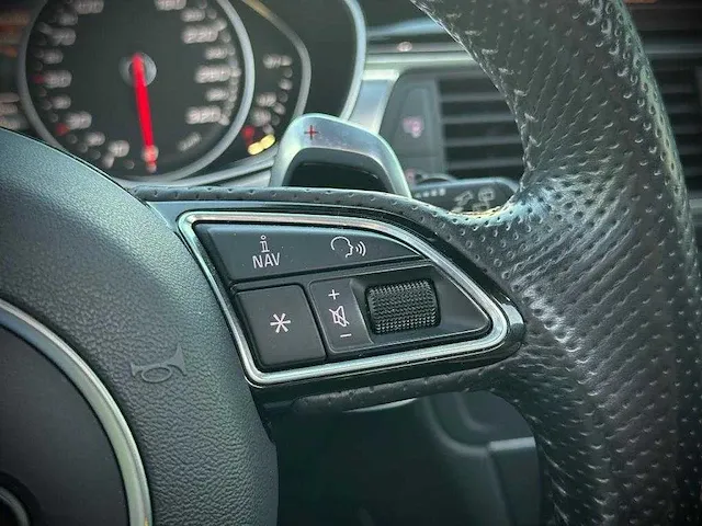 Audi rs6 plus avant 4.0 tfsi quattro pro line plus s-tronic automaat, hn-500-t - afbeelding 31 van  49