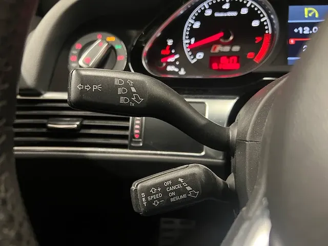 Audi rs6 sedan 5.0 v10 quattro 580pk 2010 - afbeelding 29 van  89